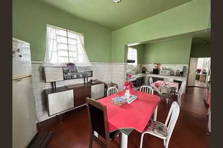 Casa à venda com 600m², 4 quartos e 3 vagasCopa