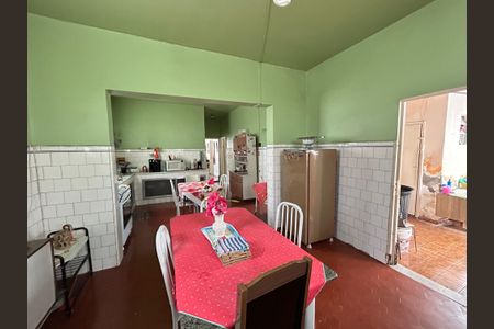 Casa à venda com 600m², 4 quartos e 3 vagasCopa