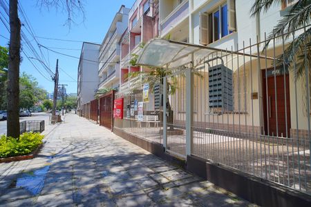 Apartamento à venda com 83m², 2 quartos e sem vaga Apartamento à venda com 83m², 2 quartos e sem vagaFachada