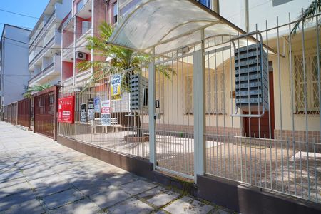 Apartamento à venda com 83m², 2 quartos e sem vaga Apartamento à venda com 83m², 2 quartos e sem vagaFachada