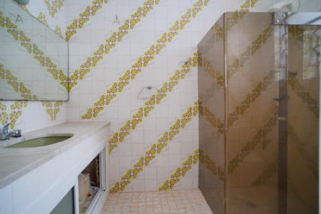 Apartamento à venda com 83m², 2 quartos e sem vaga Apartamento à venda com 83m², 2 quartos e sem vagaBanheiro