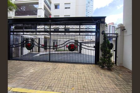 Apartamento à venda com 160m², 2 quartos e 3 vagas Apartamento à venda com 160m², 2 quartos e 3 vagasFachada + Plaquinha