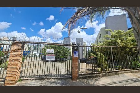 Apartamento à venda com 49m², 3 quartos e 1 vagafachada: plaquinha: smua 47