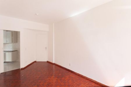 Sala de apartamento para alugar com 3 quartos, 70m² em Jardim Guanabara, Belo Horizonte