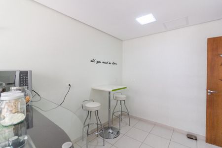 Casa à venda com 200m², 2 quartos e 1 vagaCozinha (copa adaptada)