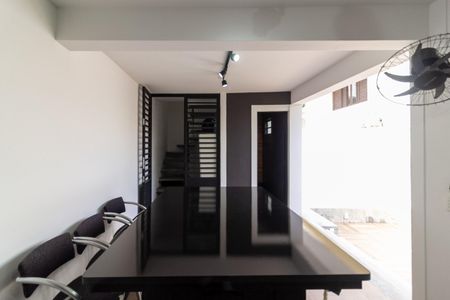 Casa à venda com 200m², 2 quartos e 1 vagaÁrea Gourmet