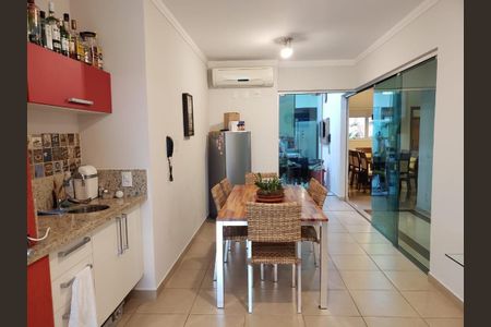 Casa à venda com 3 quartos, 235m² em Residencial Sainte Helene, Campinas