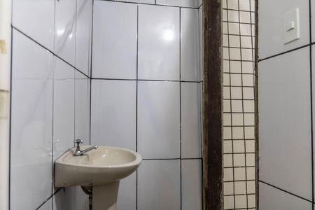 Casa para alugar com 45m², 2 quartos e sem vagaBanheiro