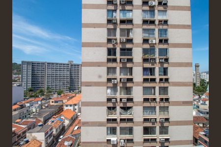 Quarto 1 Vista de apartamento à venda com 3 quartos, 75m² em Vila Isabel, Rio de Janeiro