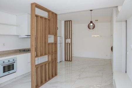 Apartamento à venda com 64m², 2 quartos e 1 vagaSala e Cozinha