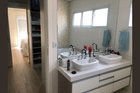 Casa à venda com 4 quartos, 287m² em Swiss Park, Campinas