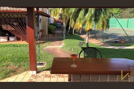 Casa à venda com 590m², 5 quartos e 7 vagas