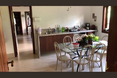 Casa à venda com 590m², 5 quartos e 7 vagas