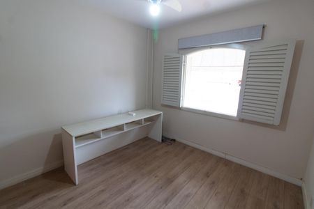 Casa à venda com 443m², 4 quartos e 6 vagasQuarto 2