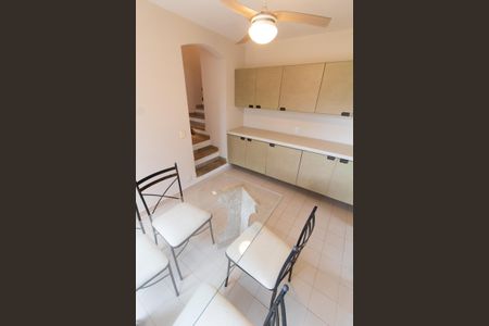 Casa à venda com 443m², 4 quartos e 6 vagasCopa