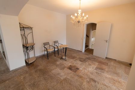 Casa à venda com 443m², 4 quartos e 6 vagasSala de Estar