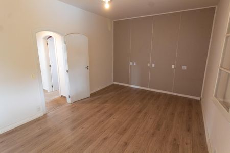 Casa à venda com 443m², 4 quartos e 6 vagasQuarto 3