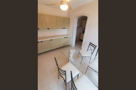 Casa à venda com 443m², 4 quartos e 6 vagasCopa