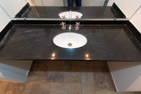 Casa à venda com 443m², 4 quartos e 6 vagasLavabo