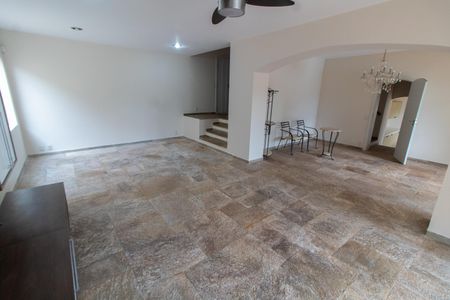 Sala  de casa à venda com 4 quartos, 443m² em Vila Nogueira, Campinas