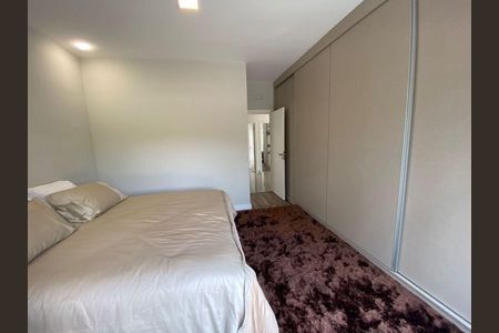 Casa à venda com 3 quartos, 209m² em Gramado, Campinas