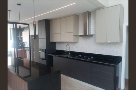 Casa à venda com 3 quartos, 240m² em Swiss Park, Campinas