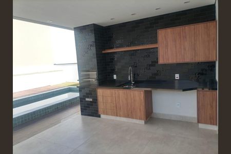 Casa à venda com 3 quartos, 240m² em Swiss Park, Campinas