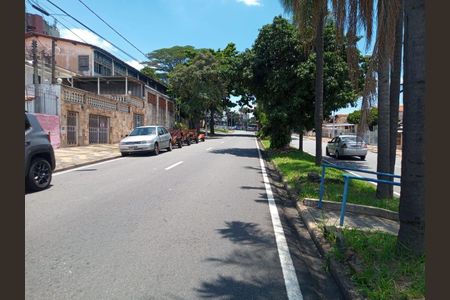 Casa para alugar com 3 quartos, 336m² em Vila Industrial (Campinas), Campinas