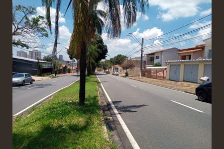 Casa para alugar com 3 quartos, 336m² em Vila Industrial (Campinas), Campinas