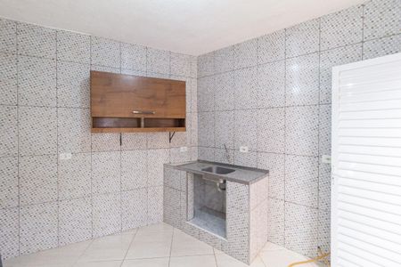 Cozinha de casa para alugar com 1 quarto, 32m² em Vila Dirce, Carapicuíba