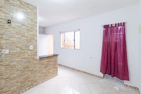 Quarto de casa para alugar com 1 quarto, 32m² em Vila Dirce, Carapicuíba