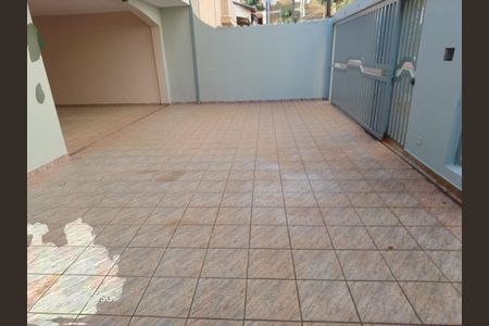 Casa à venda com 308m², 3 quartos e 6 vagas