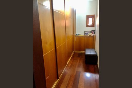 Casa à venda com 3 quartos, 350m² em Jardim Nova Europa, Campinas