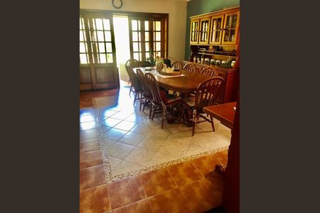 Casa à venda com 3 quartos, 350m² em Jardim Nova Europa, Campinas