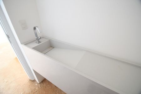 Casa de condomínio à venda com 225m², 3 quartos e 2 vagasLavabo