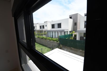 Casa de condomínio à venda com 225m², 3 quartos e 2 vagasVista da Suíte 1