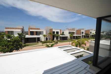 Casa de condomínio à venda com 225m², 3 quartos e 2 vagasVista da Suíte 3