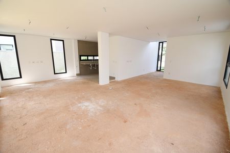 Casa de condomínio à venda com 225m², 3 quartos e 2 vagasSala 1