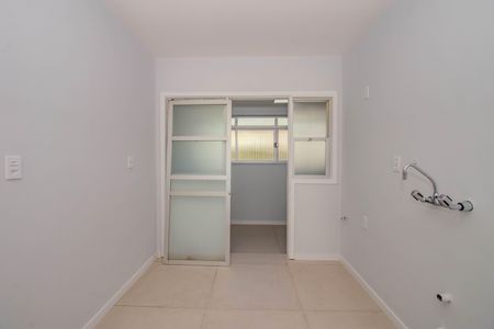 Apartamento à venda com 90m², 2 quartos e 1 vaga Apartamento à venda com 90m², 2 quartos e 1 vagaCozinha e Área de Serviço