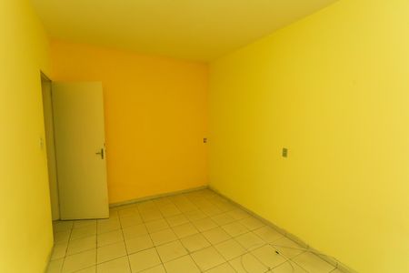 Casa para alugar com 39m², 1 quarto e sem vaga