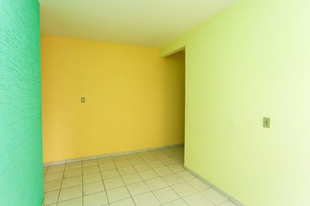 Casa para alugar com 39m², 1 quarto e sem vaga Casa para alugar com 39m², 1 quarto e sem vagaSala