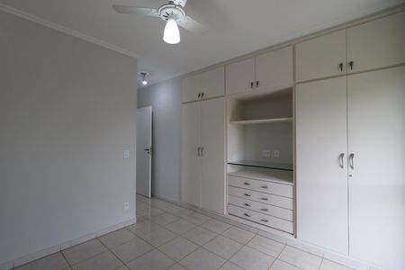 Apartamento para alugar com 128m², 3 quartos e 2 vagasSuíte