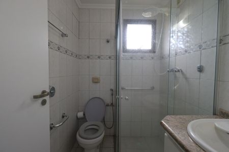 Apartamento para alugar com 128m², 3 quartos e 2 vagasBanheiro da Suíte