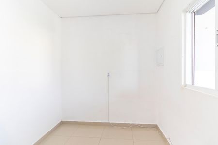 Quarto de casa para alugar com 1 quarto, 26m² em Jardim Lajeado, São Paulo