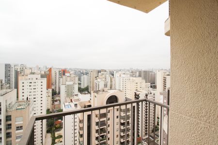 Apartamento à venda com 192m², 4 quartos e 2 vagas Apartamento à venda com 192m², 4 quartos e 2 vagasVaranda do Quarto 1