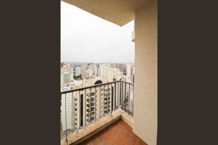 Apartamento à venda com 192m², 4 quartos e 2 vagas Apartamento à venda com 192m², 4 quartos e 2 vagasVaranda do Quarto 1