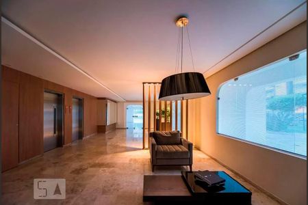 Apartamento à venda com 192m², 4 quartos e 2 vagas Apartamento à venda com 192m², 4 quartos e 2 vagasHall