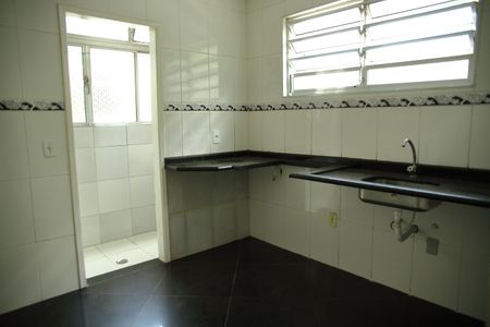 Apartamento à venda com 54m², 2 quartos e 1 vagaCozinha 