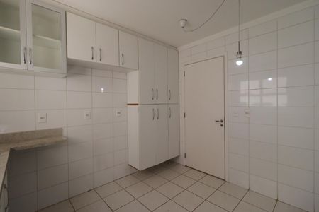 Apartamento para alugar com 140m², 3 quartos e 3 vagasCozinha