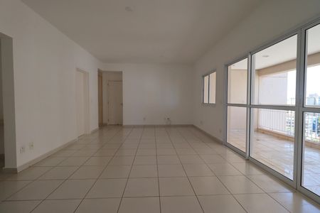 Apartamento para alugar com 140m², 3 quartos e 3 vagasSala